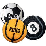 Kong Sportballen 3 stuks zijn beter dan een tennisbal. Dankzij de extra dikke rubber buitenkant zijn deze speeltjes sterk genoeg voor serieuze apporteerspelletjes. Gooi de bal weg en kijk hoe jouw hond enthousiast achter deze sterke stuiterbal aanrent. Met 3 verschillende prints Extra dik rubber Stuitert sterk